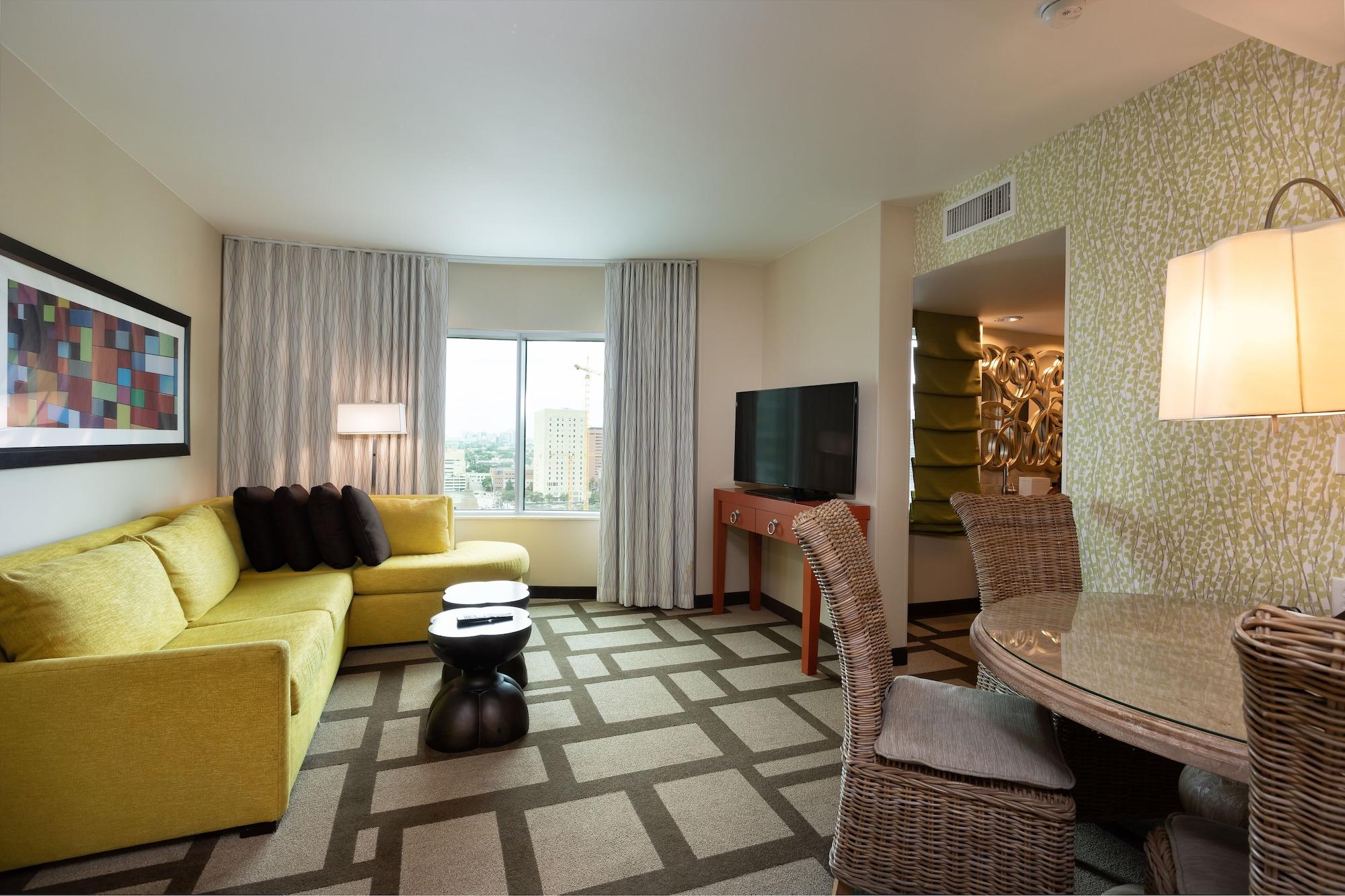 Embassy Suites Houston - Downtown Eksteriør bilde