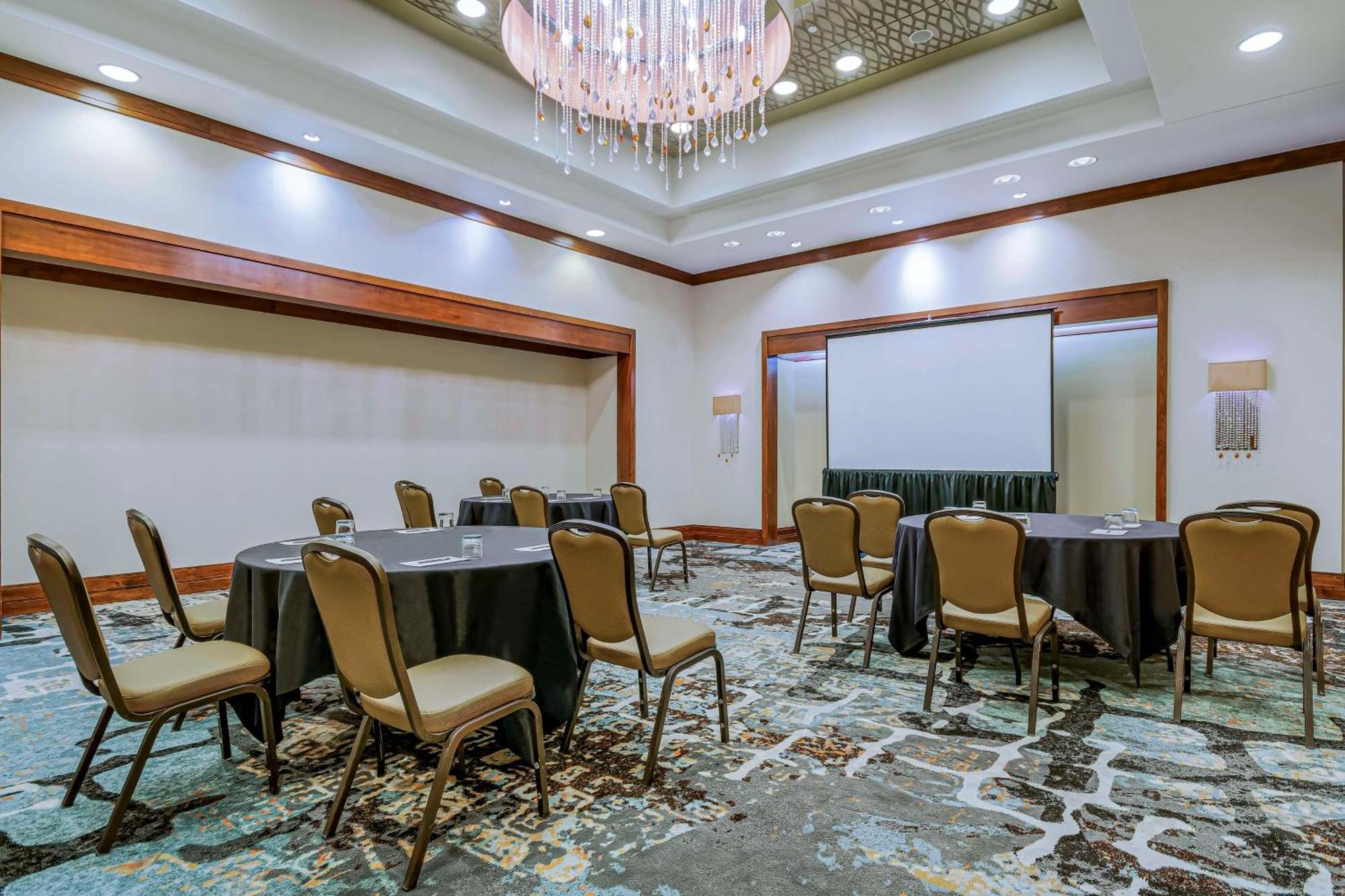 Embassy Suites Houston - Downtown Eksteriør bilde