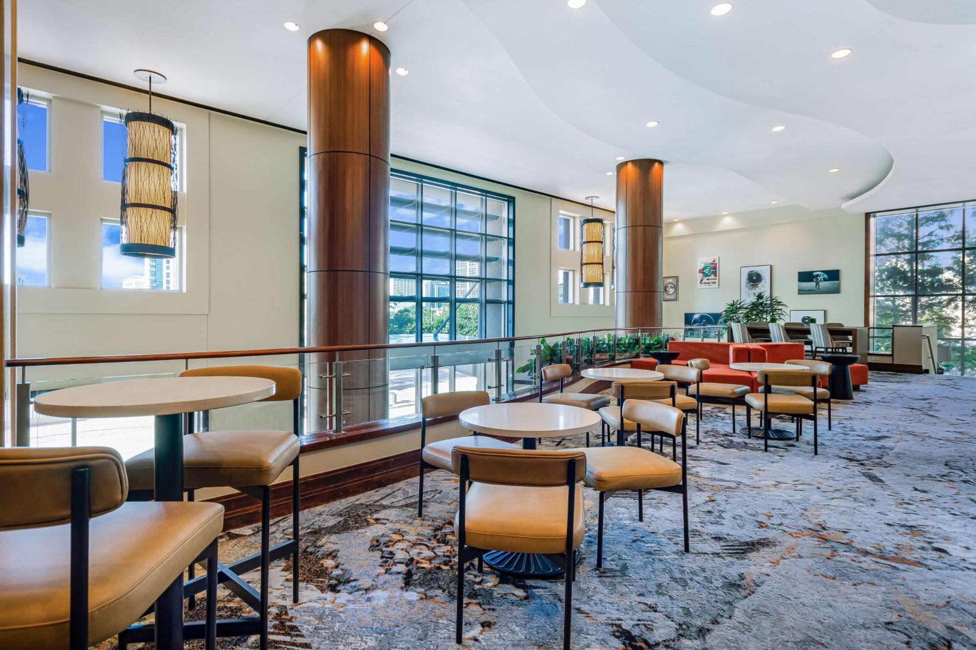 Embassy Suites Houston - Downtown Eksteriør bilde