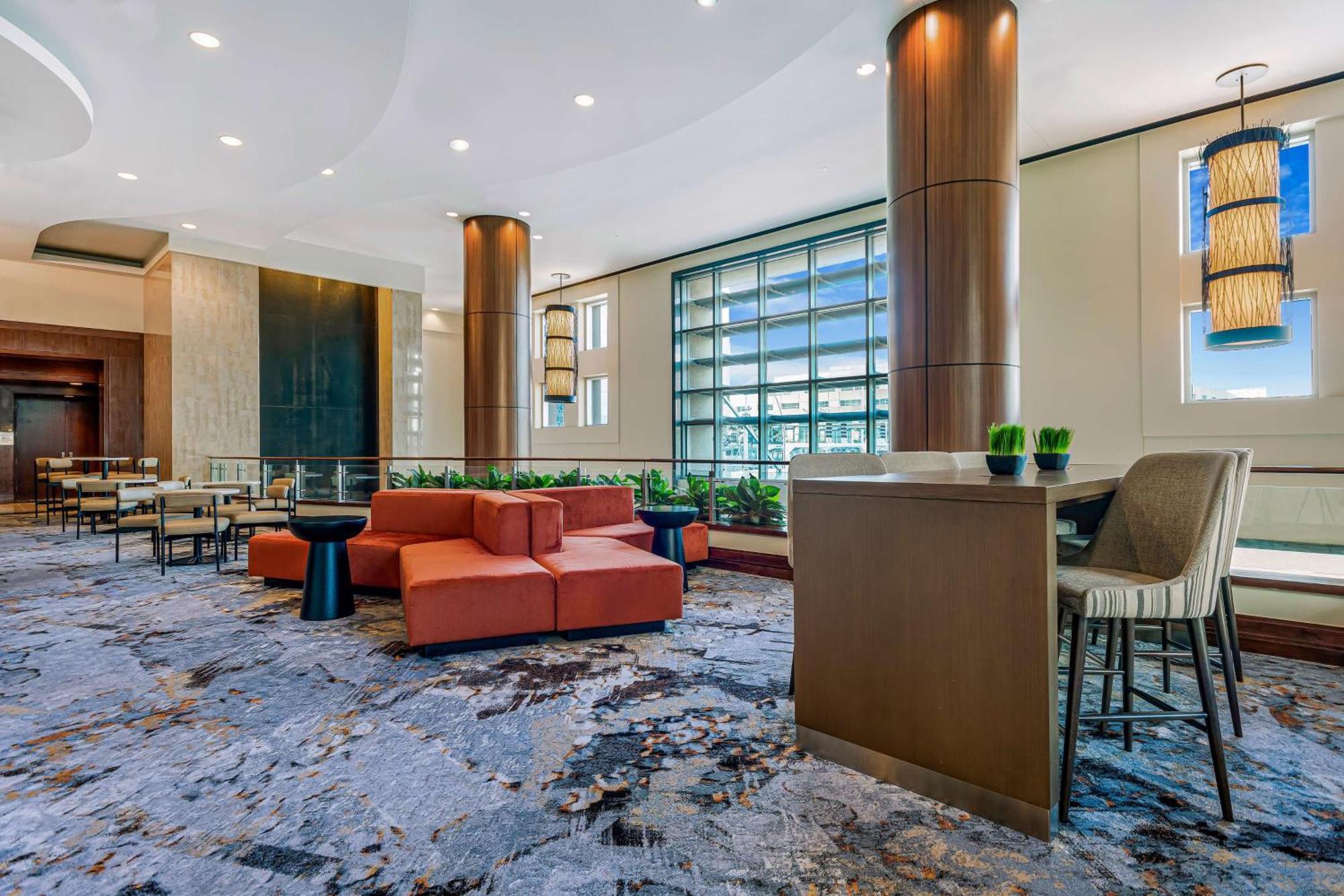 Embassy Suites Houston - Downtown Eksteriør bilde